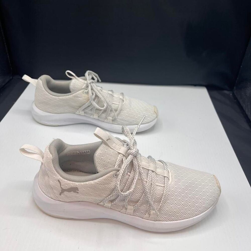 Puma Women's White and Cream Trainers